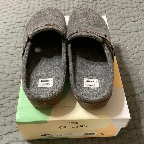 Earth Origins Janet Slip Ons - Picture 2 of 8